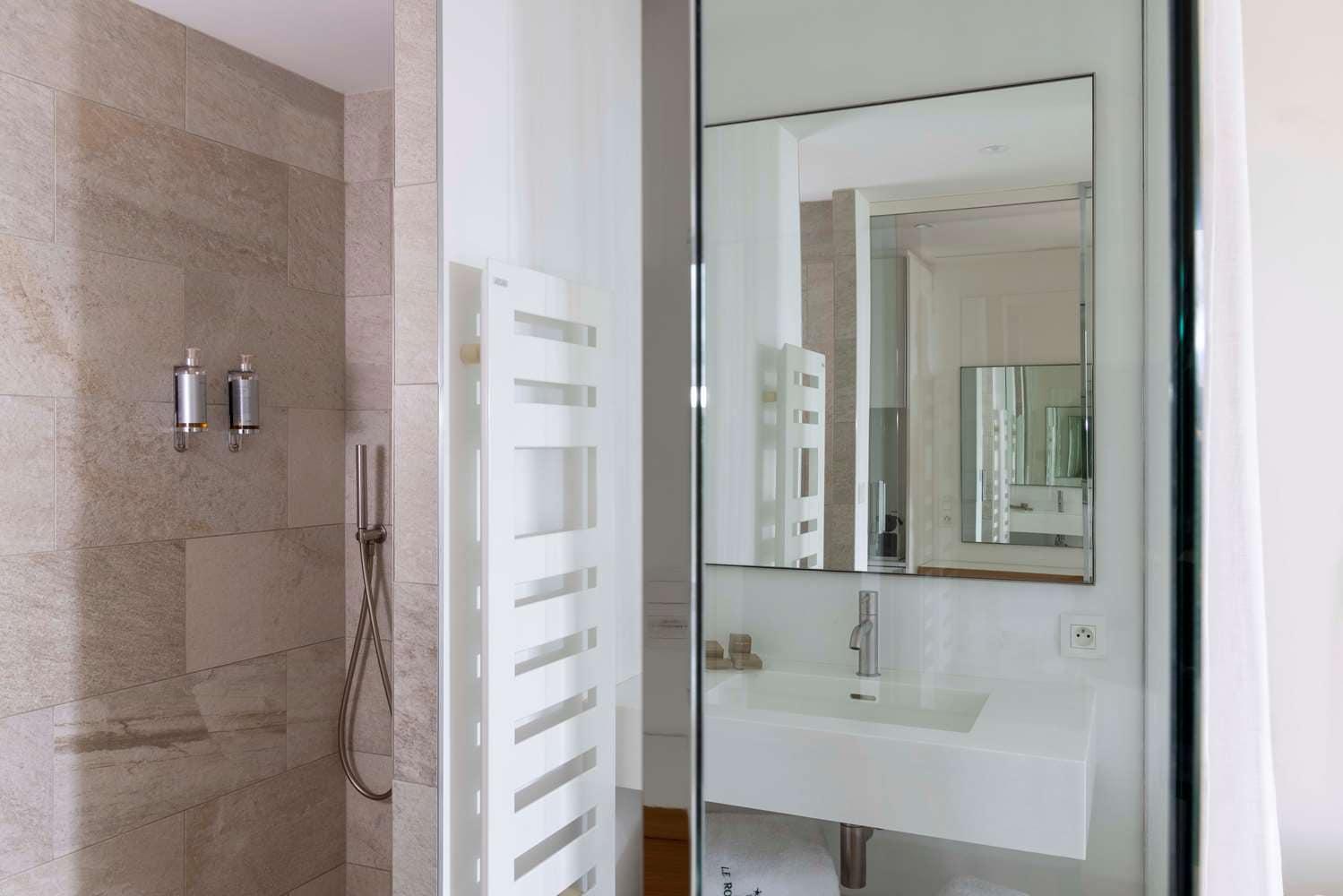 Best Western Plus Le Roi Arthur Hotel & Spa Ploërmel エクステリア 写真