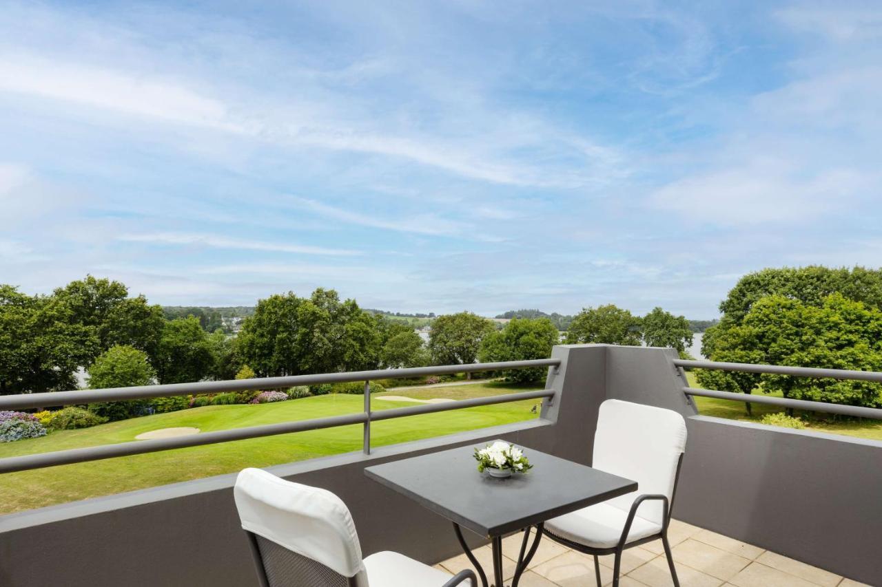 Best Western Plus Le Roi Arthur Hotel & Spa Ploërmel エクステリア 写真