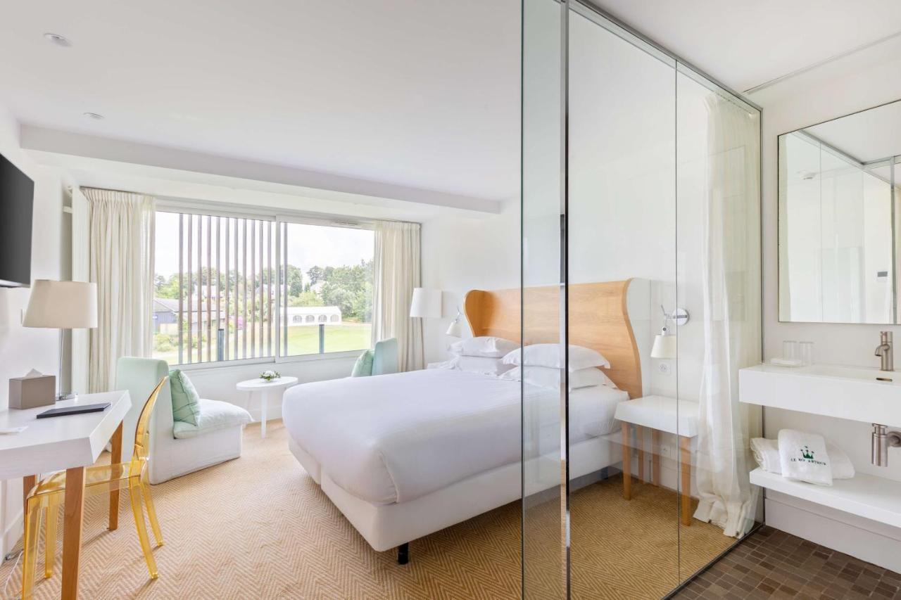Best Western Plus Le Roi Arthur Hotel & Spa Ploërmel エクステリア 写真