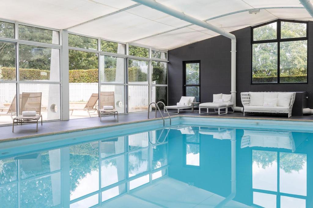 Best Western Plus Le Roi Arthur Hotel & Spa Ploërmel エクステリア 写真