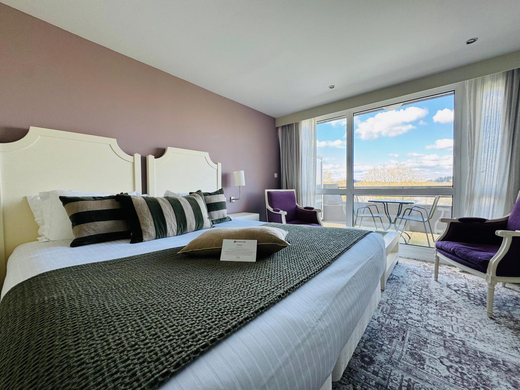 Best Western Plus Le Roi Arthur Hotel & Spa Ploërmel エクステリア 写真